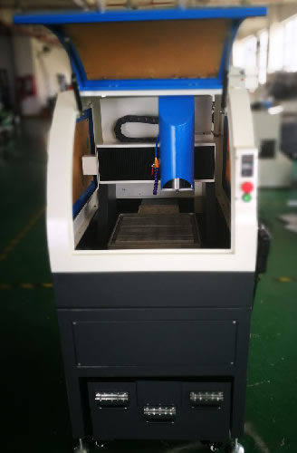 Настольный гравировально-фрезерный станок с ЧПУ Sicono SIC330 NEW Easy Servo, со шпинделем 1500 Вт 